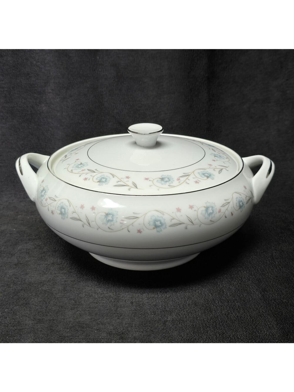 English Garden Fine China 1221 Covered Serving Soup / Vegetable Bowl & Lid